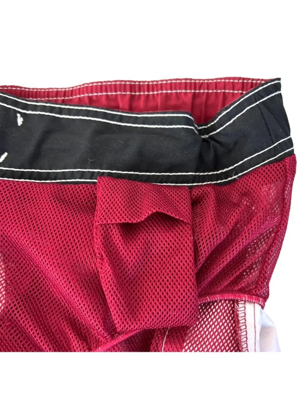 Speedo Mens Size Large Red Floral Watermark E-Board Shorts EUC